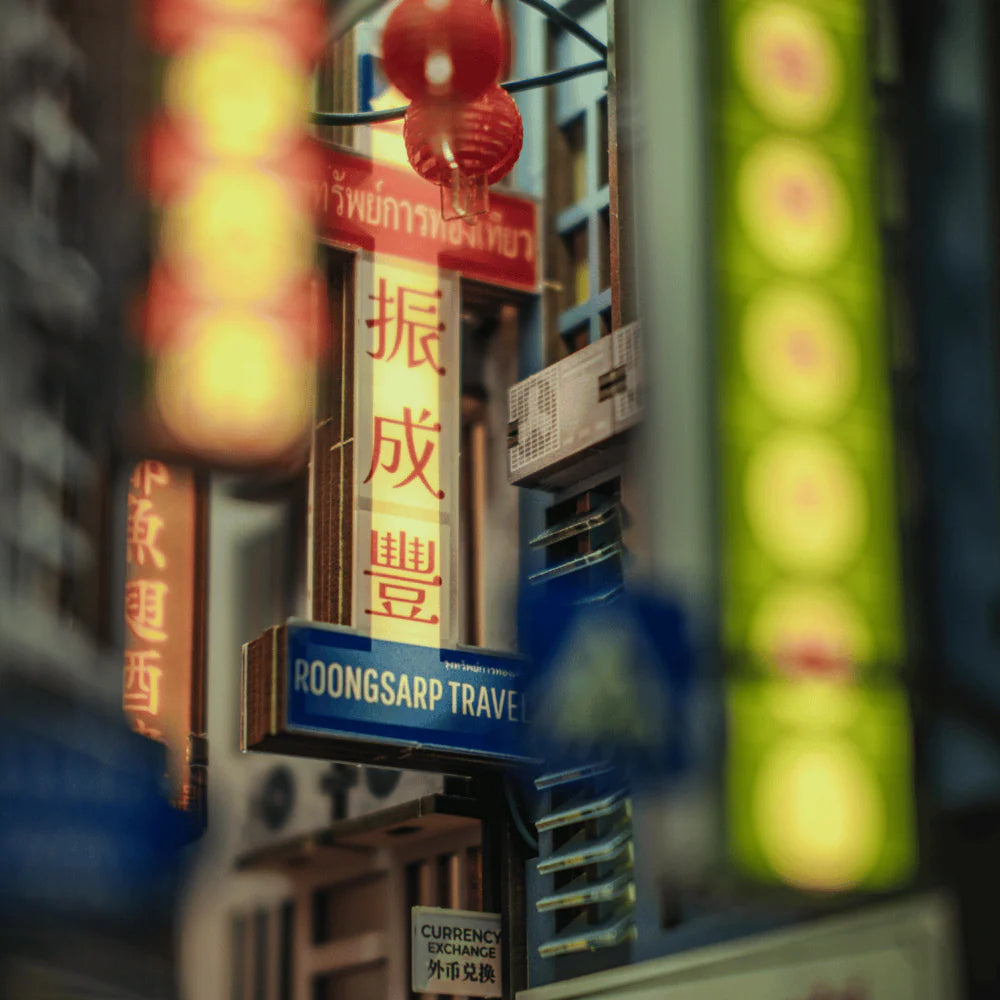 Bangkok Yaowarat - Book Nook