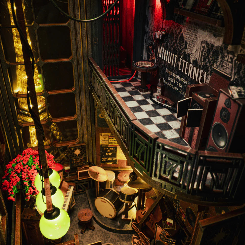 Eternal Midnight Paris - Book Nook