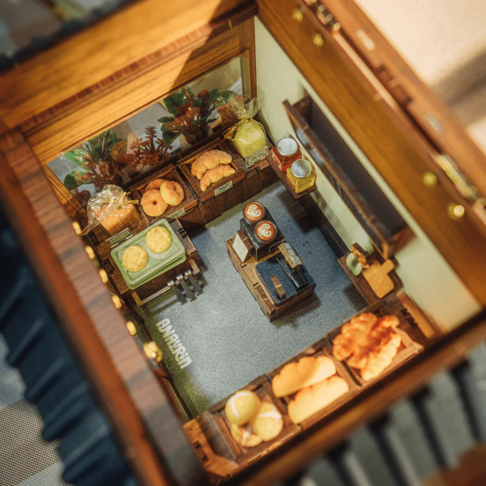 Ikseong-dong Hanok Salt Bread Bakery - Miniaturhaus