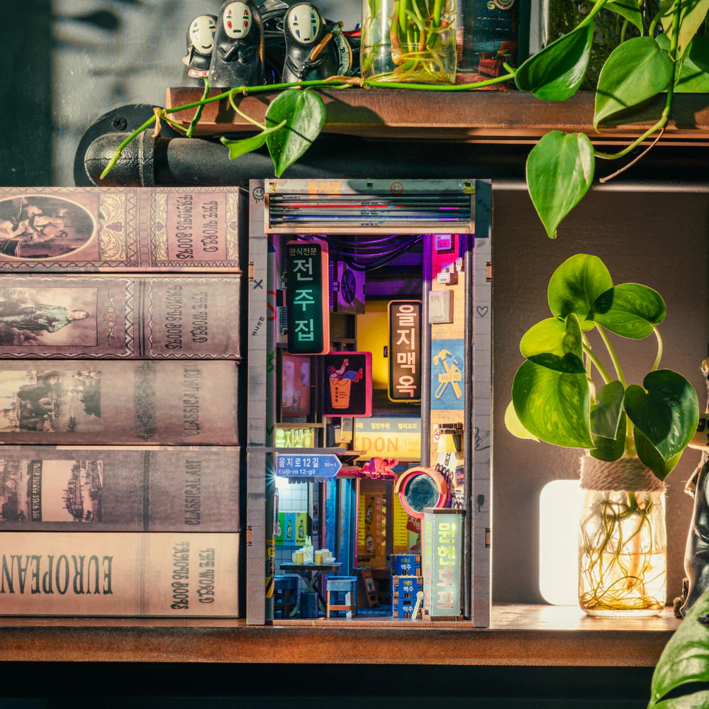 Seoul Hipjiro - Book Nook