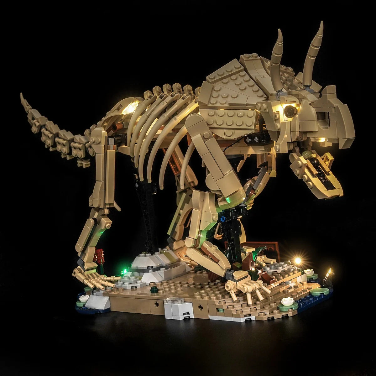 LED Licht Set für LEGO Jurassic World: Dinosaurier-Fossilien: Triceratops (77985) inkl. Fernbedienung