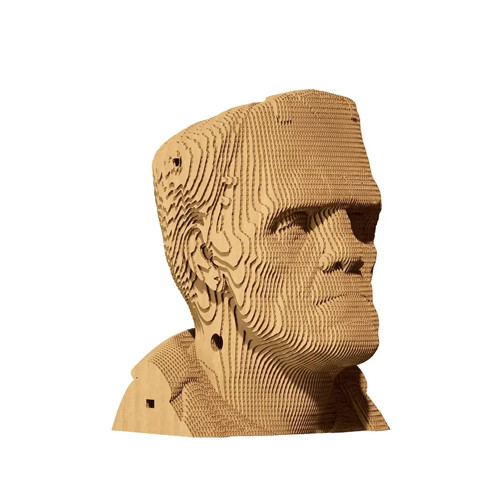 Le monstre de Frankenstein - Maquette 3D en carton