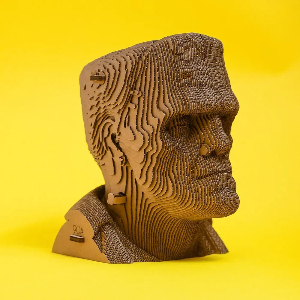 Le monstre de Frankenstein - Maquette 3D en carton