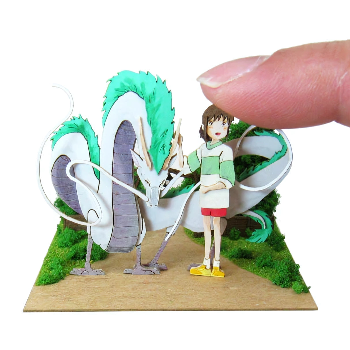 Chihiros Reise ins Zauberland - Drache Haku und Chihiro - Paper Art Box