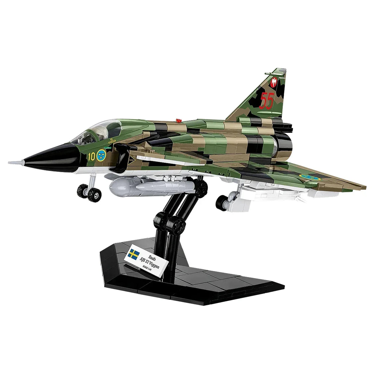 Modell eines Saab AJS 37 Viggen Kampfflugzeugs in Tarnfarben auf einem schwarzen Ständer