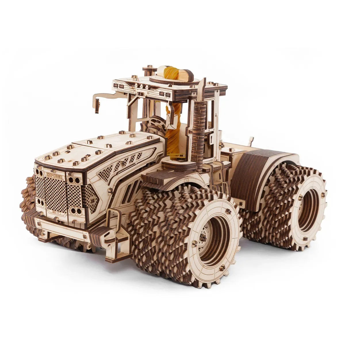 Tracteur à roues Kirovets K-7M - Kit 3D en bois