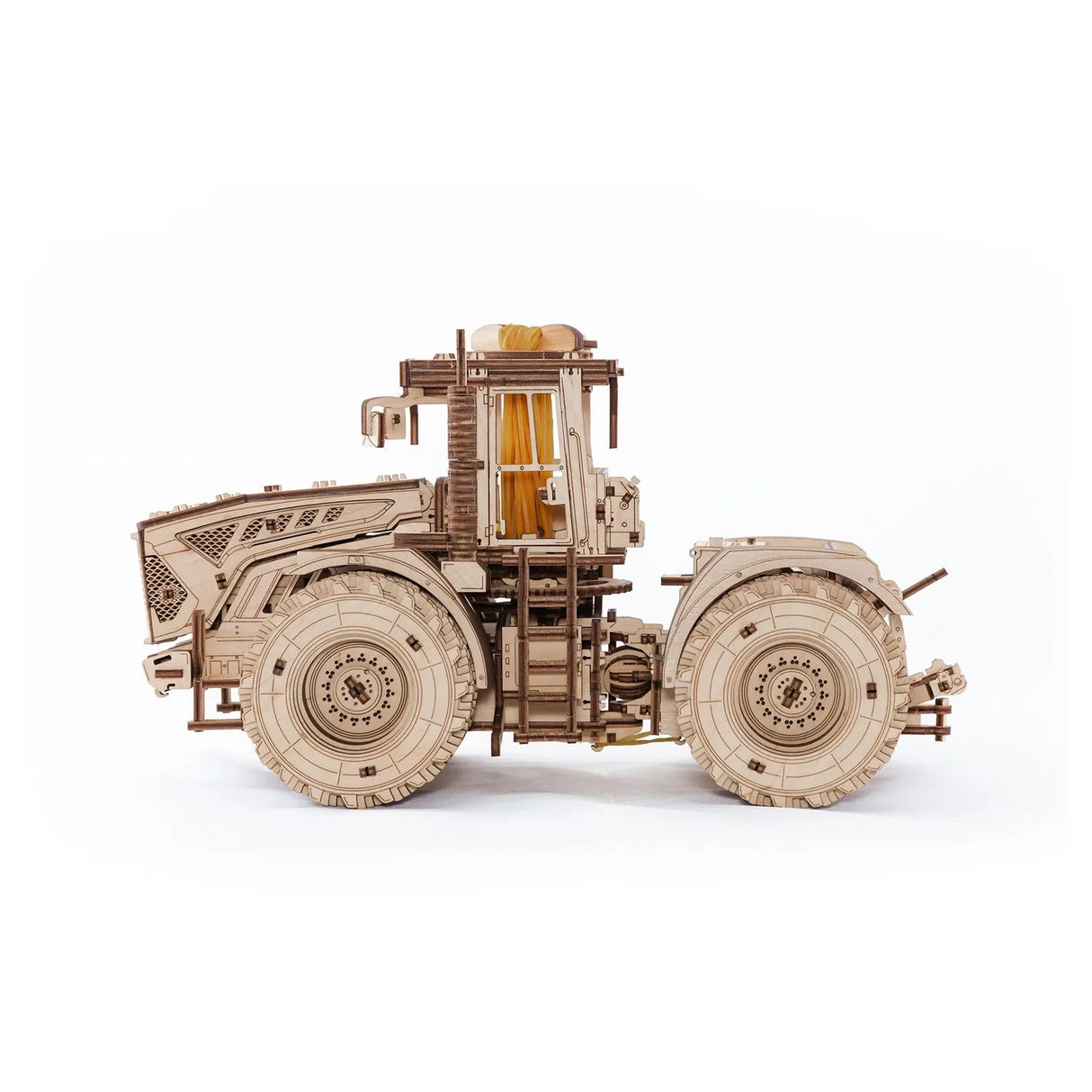 Tracteur à roues Kirovets K-7M - Kit 3D en bois