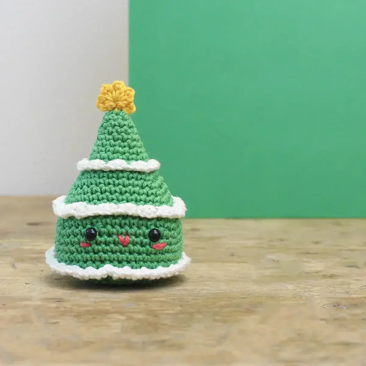 Mini sapin de Noël - kit de crochet