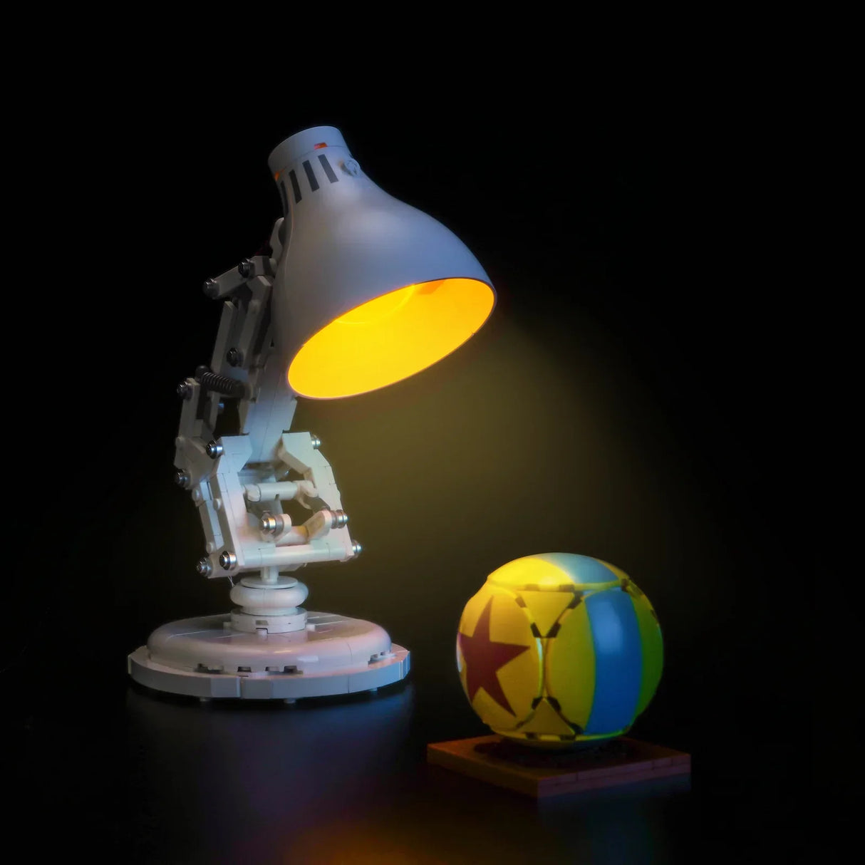 Jeu de lumières LED pour LEGO Disney Pixar Luxo Jr. (21357) avec télécommande