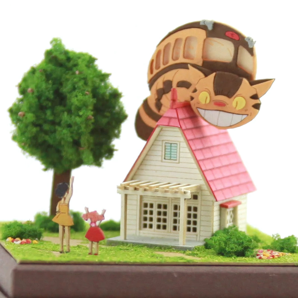 Mein Nachbar Totoro - Das Haus und der Katzenbus - Paper Art Box