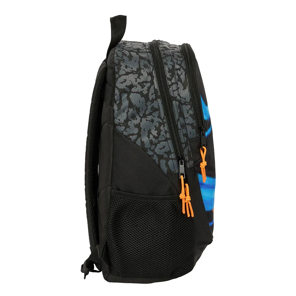 Schwarzer Rucksack mit blauen Akzenten und grauen Mustern, Seitenansicht