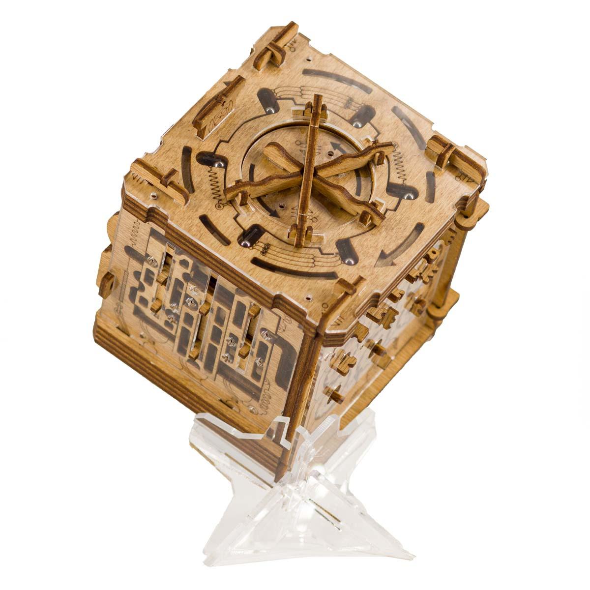 Cluebox - Das Labyrinth von Cambridge - Knobelbox - derdealer.ch