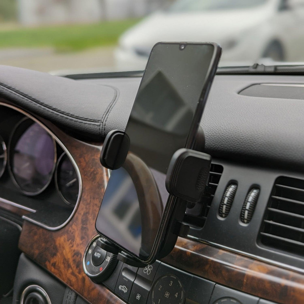 A1 - Auto Handy-/Smartphonehalter - derdealer.ch