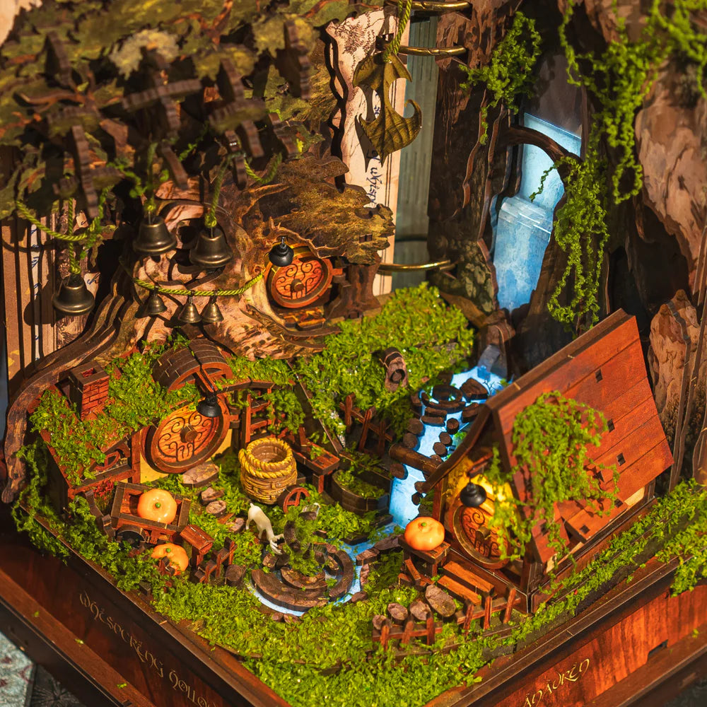 Whispering Hollow - Diorama Spieluhr