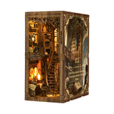 Die antike Büchersammlung - Book Nook