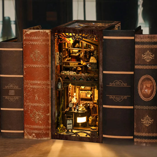 LitNook - Das Kaffeehaus der Gelassenheit - Book Nook