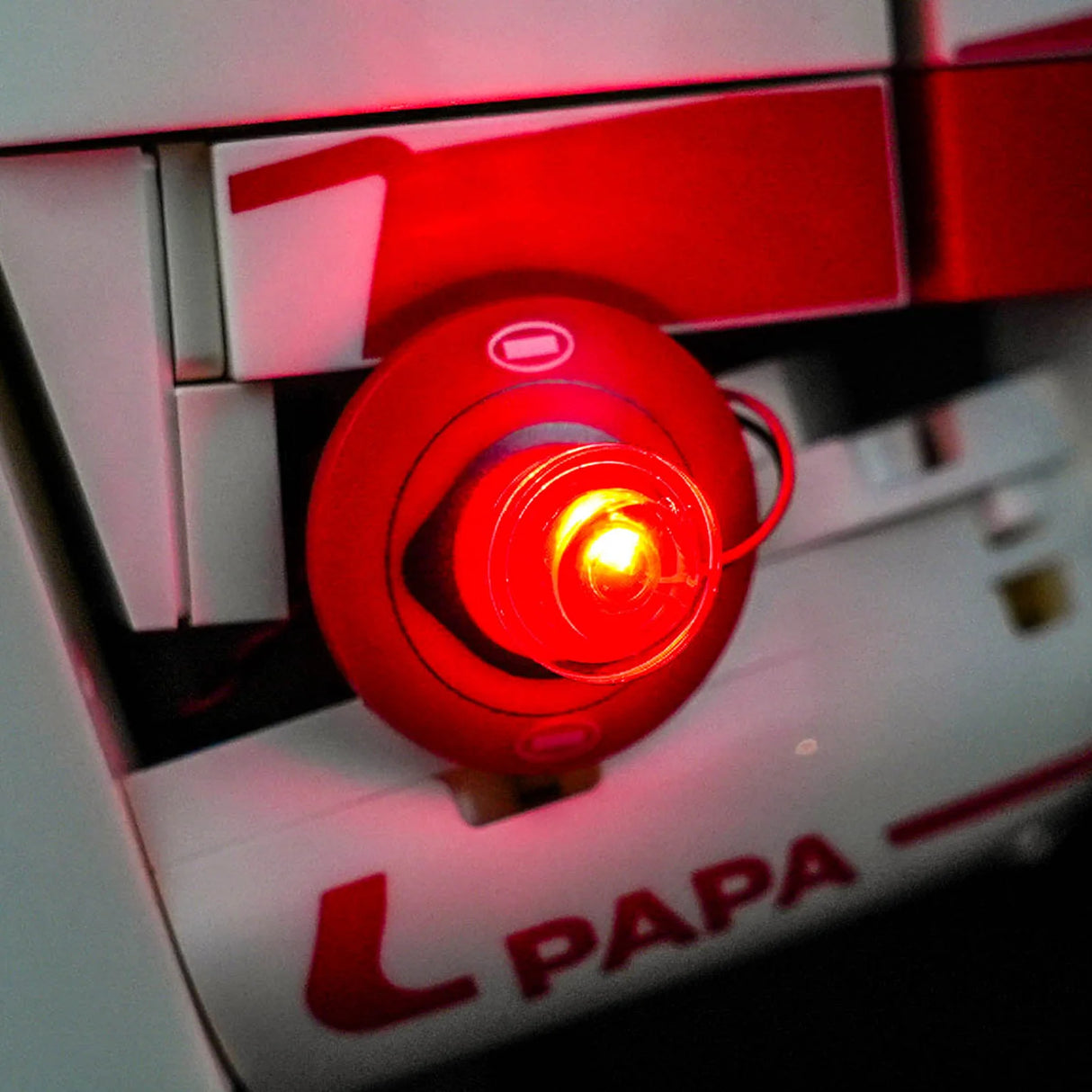 LED Licht Set für LEGO Scuderia Ferrari HP Charles Leclerc Helm (43014)