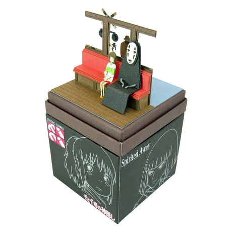 Chihiros Reise ins Zauberland - Die Zugfahrt - Paper Art Box