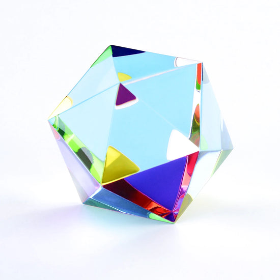 CMY Cubes - Motus (Ikosaeder) - Dispersionsprisma