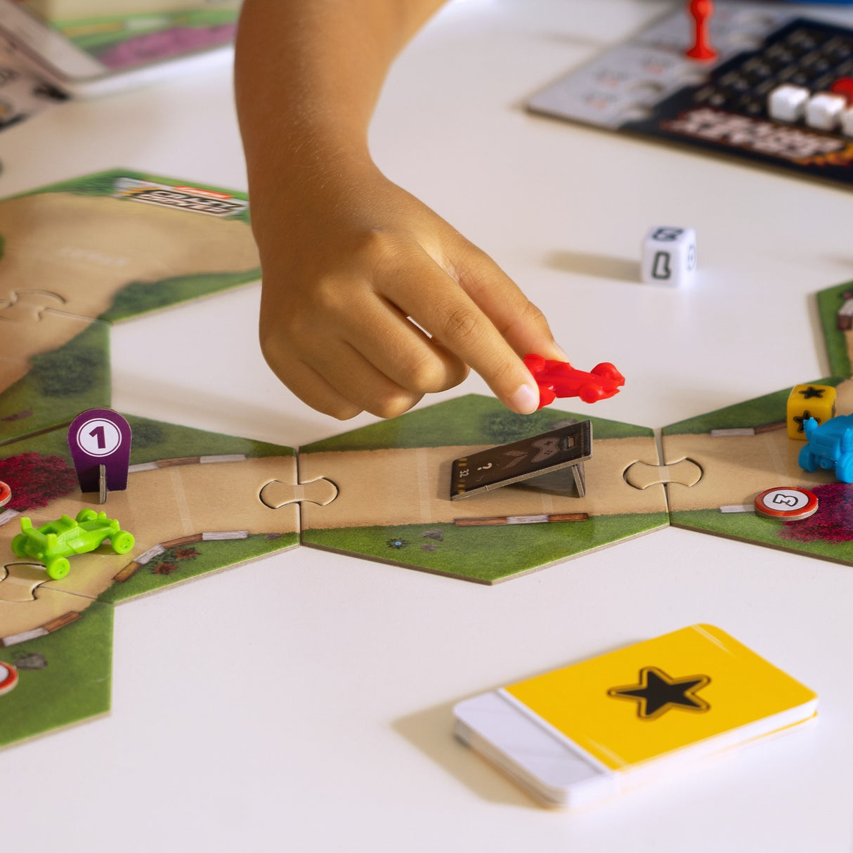 CRAZY DRIVER powered by Carrera - Brettspiel