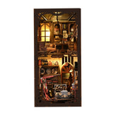 Die Oldtimer Garage - Book Nook