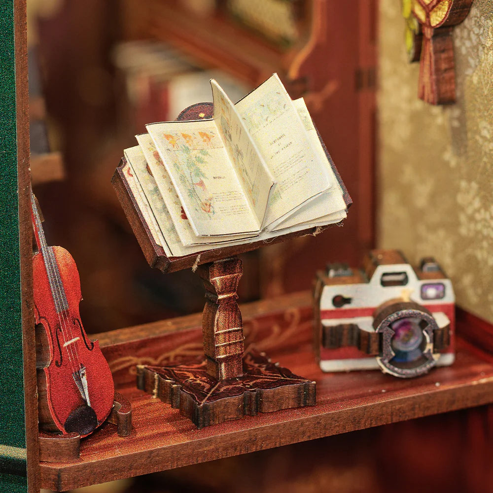 Die Buchhandlung - Book Nook