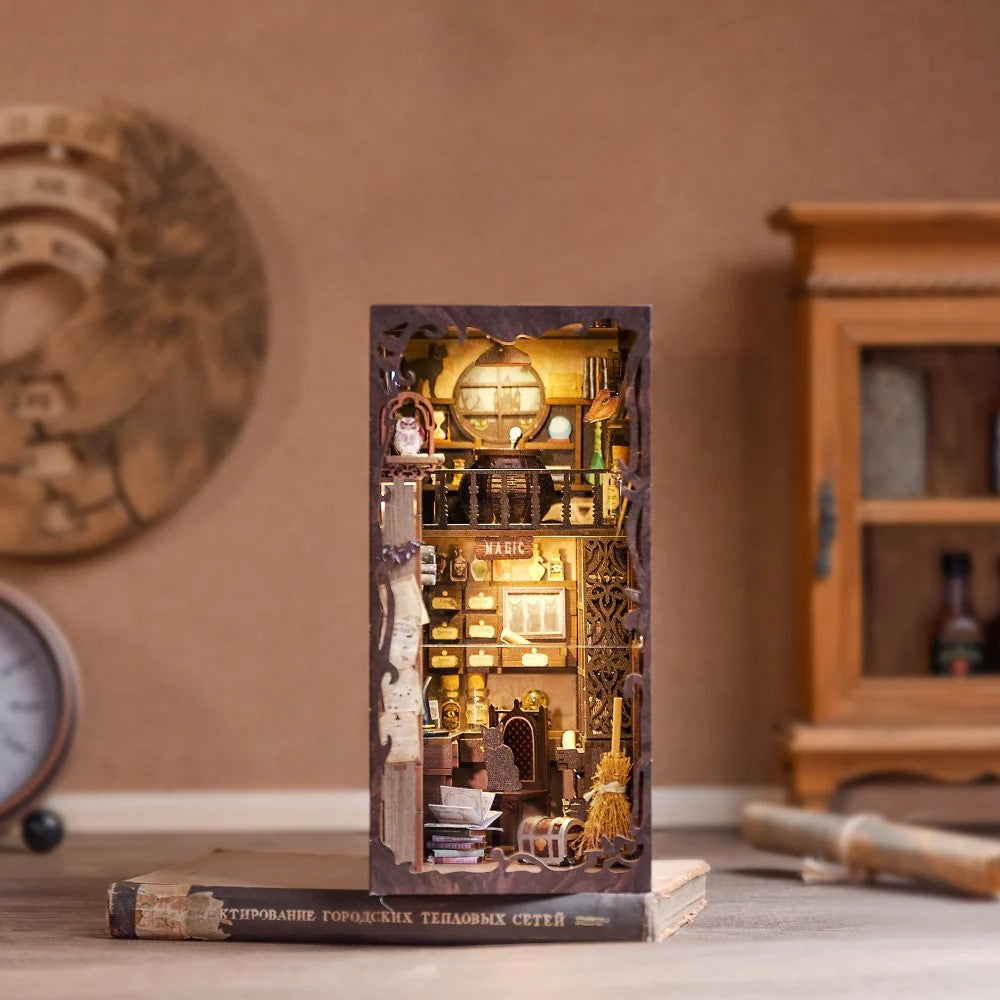 Magic Pharmacist - Book Nook