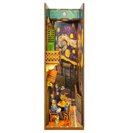 Vincent's World - Book Nook