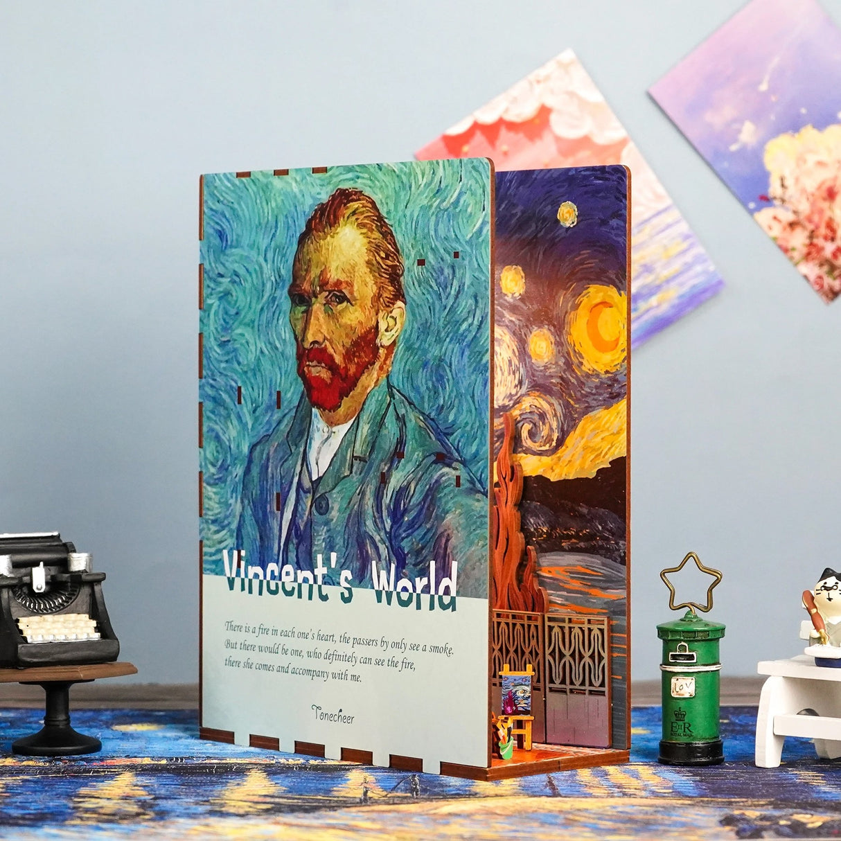 Vincent's World - Book Nook
