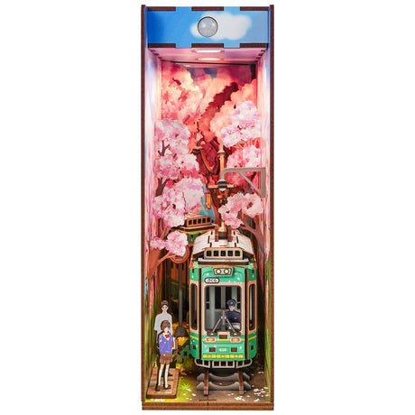 Sakura Travel - Book Nook