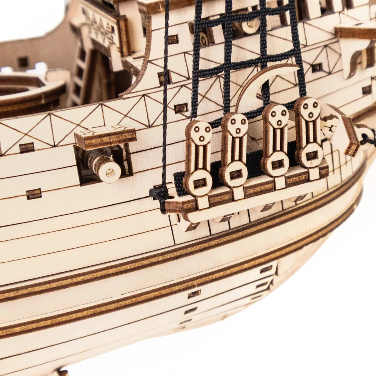 Dreimaster "Lord of the Seas" - 3D Holzbausatz
