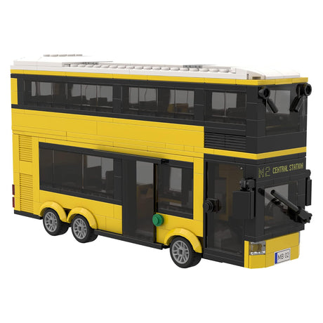 Gelber Doppelstockbus mit Haltestellen - Klemmbausteine
