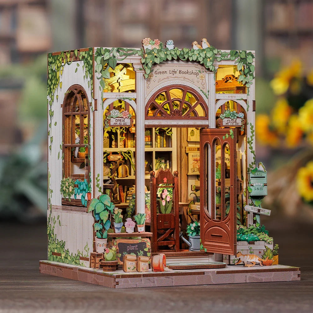Green Life Bookshop - Book