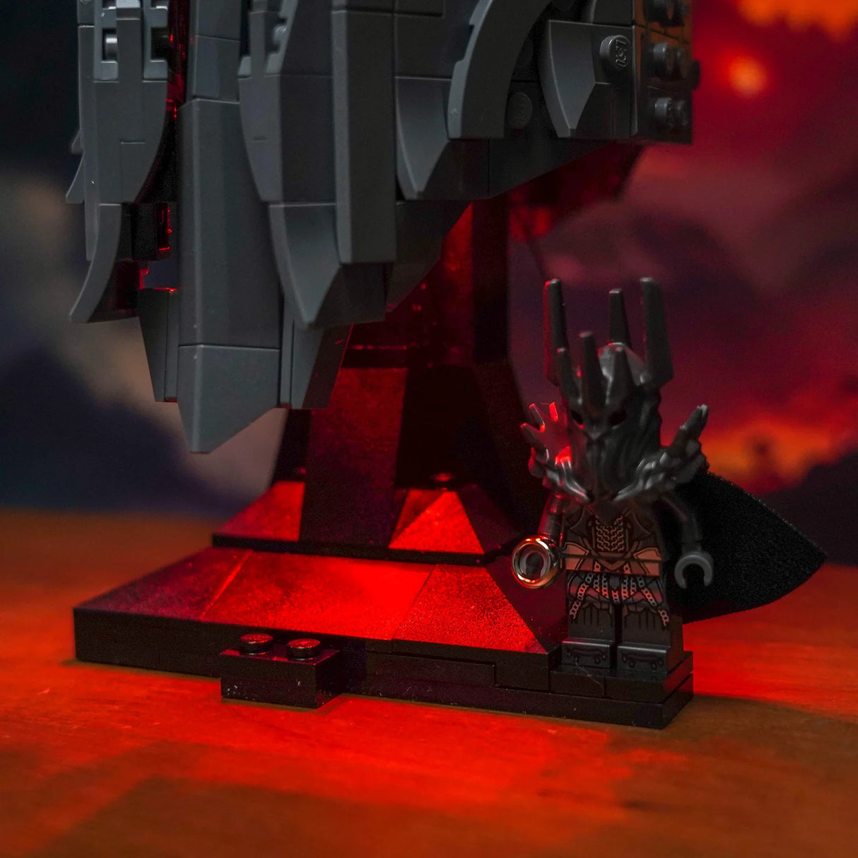 LED Licht Set für LEGO Der Herr der Ringe: Saurons Helm (11373)