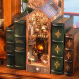 Leonardo Da Vinci - Book Nook