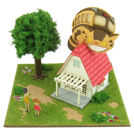 Mein Nachbar Totoro - Das Haus und der Katzenbus - Paper Art Box