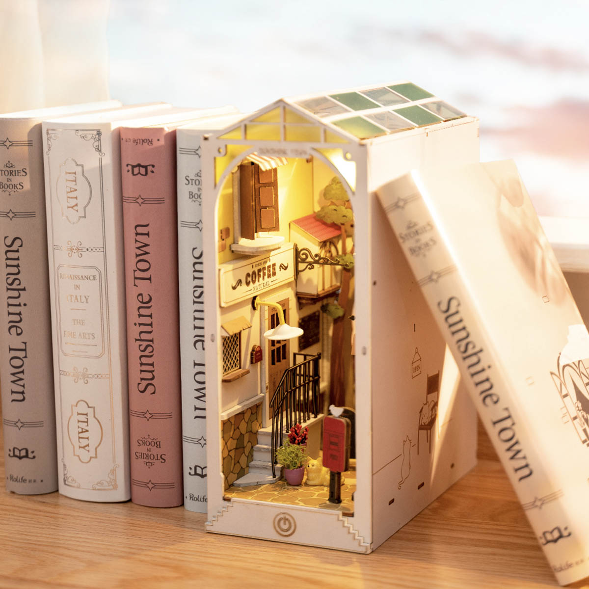 Sunshine Town - Book Nook