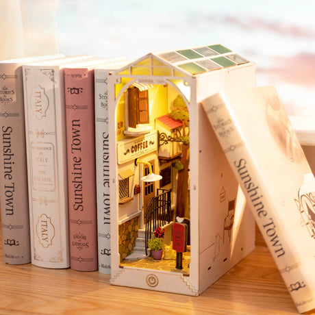 Sunshine Town - Book Nook
