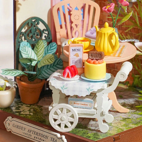Fancy Tea Yard - Diorama