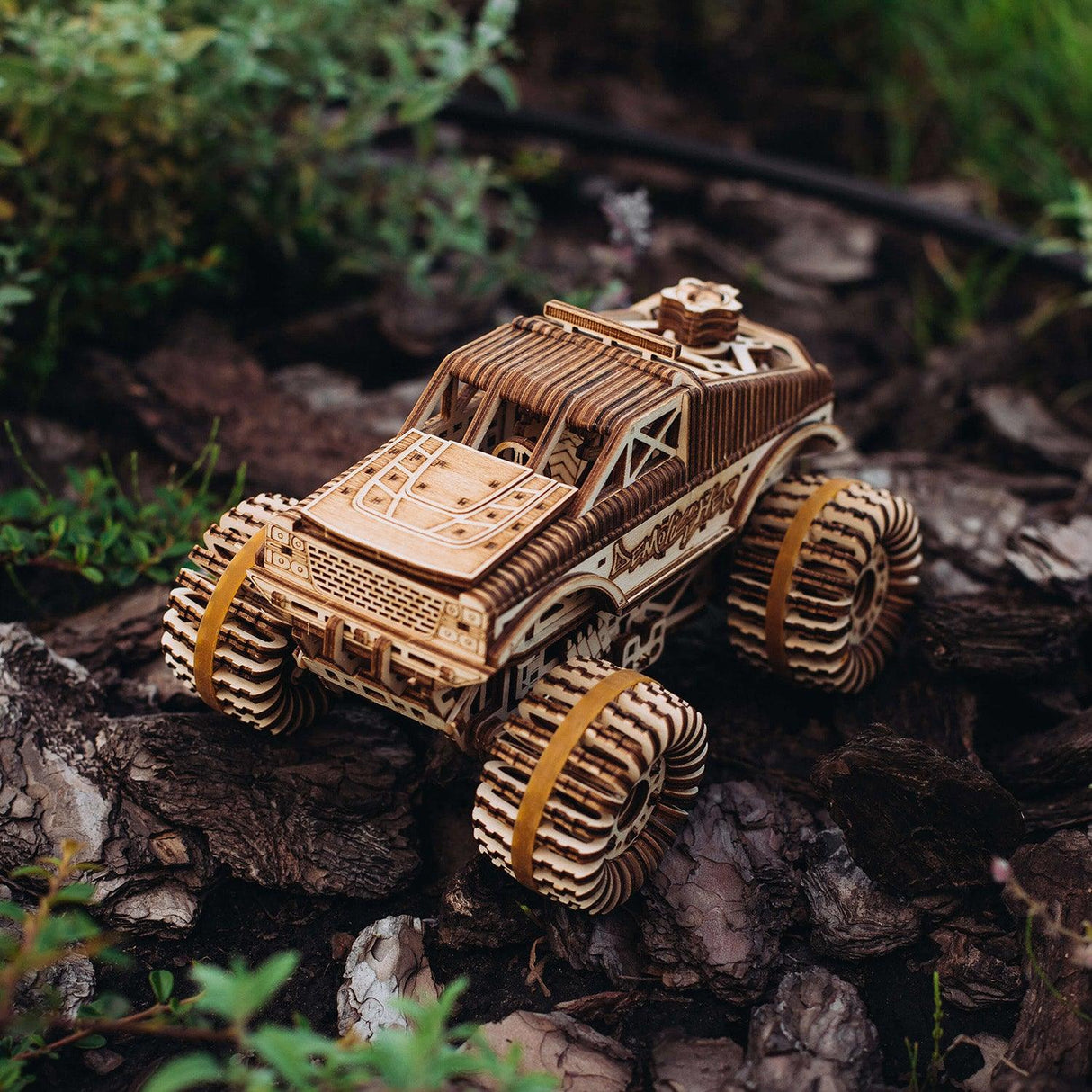 Monster Truck - 3D Holzbausatz - derdealer.ch