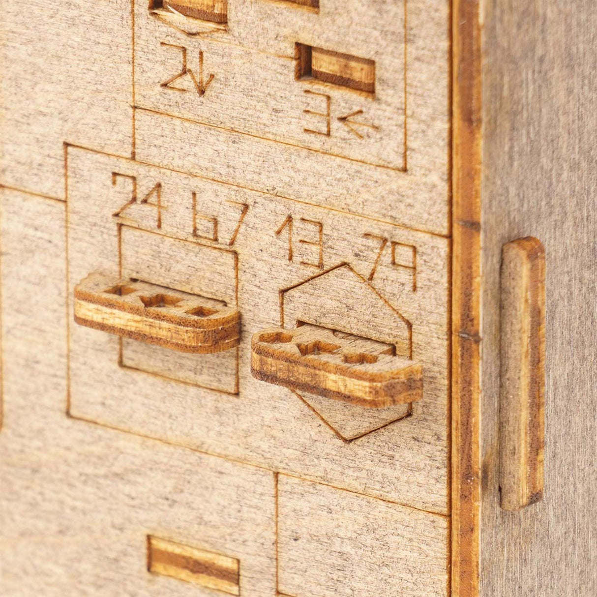 Space Box - Knobelbox - derdealer.ch