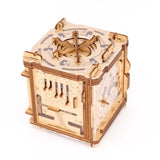 Cluebox - Das Labyrinth von Cambridge - Knobelbox - derdealer.ch