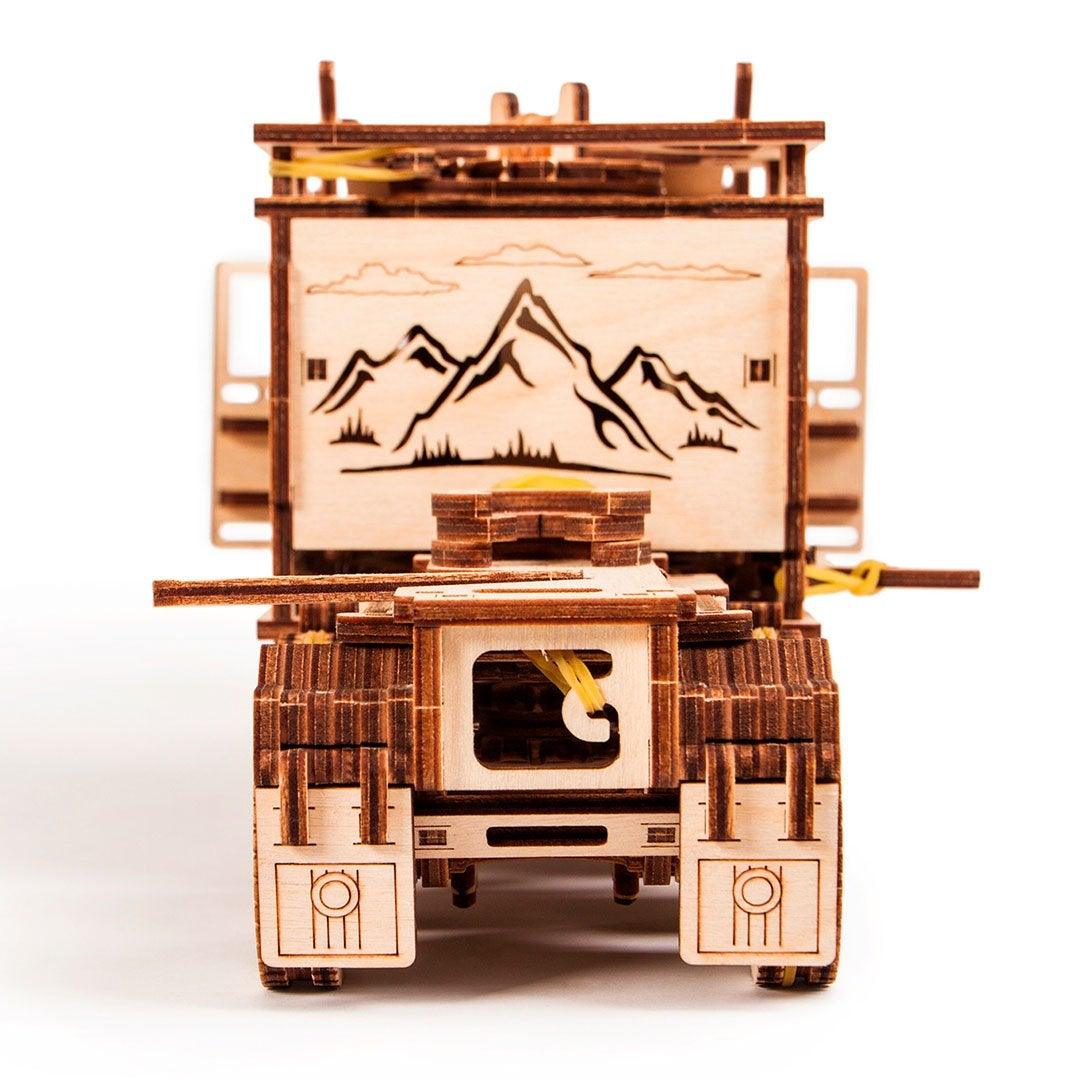 LKW - Sattelschlepper - 3D Holzbausatz - derdealer.ch