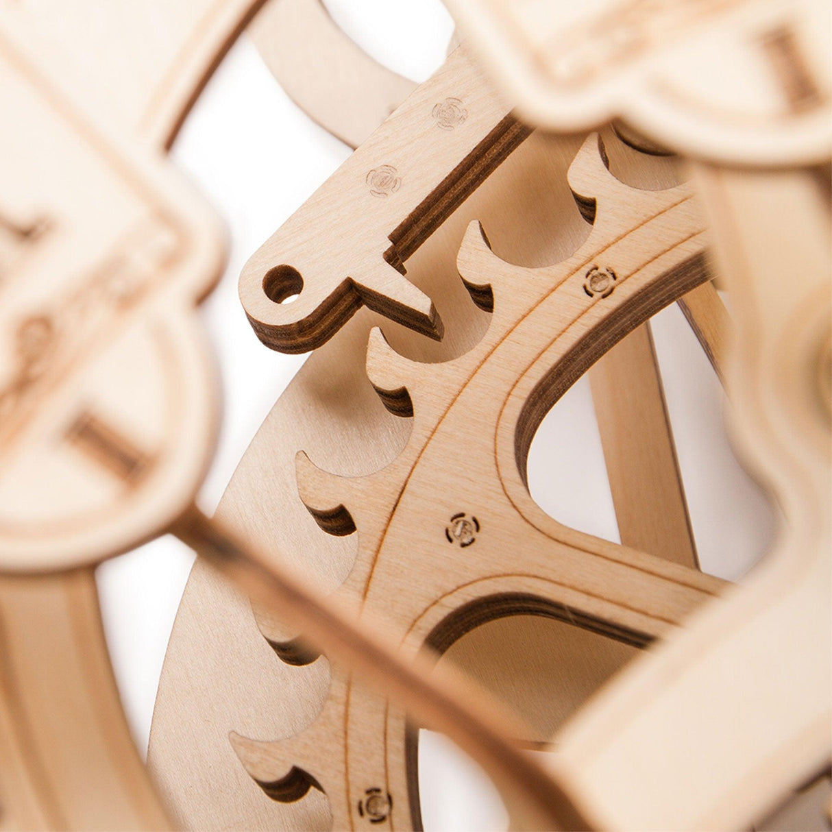 Pendulum Uhr - Wanduhr - 3D Holzbausatz - derdealer.ch