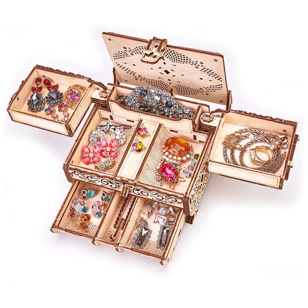 Schatzkiste mit Swarovski®- Schmuck - 3D Holzbausatz - derdealer.ch
